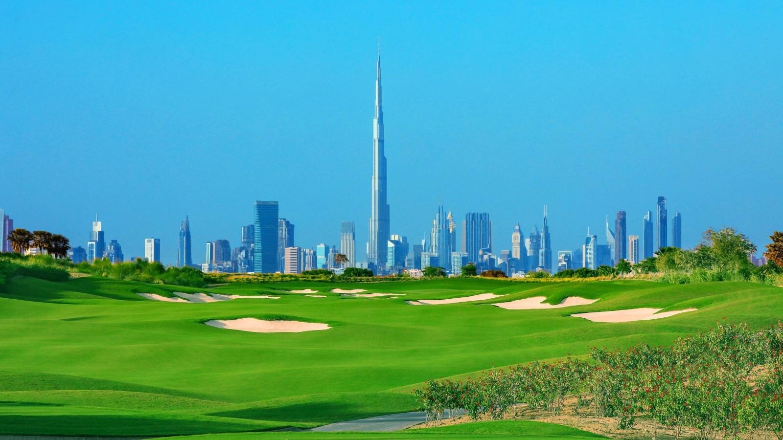 Emirates Hills Villas, picture 1